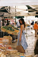Charger l&#39;image dans la galerie, ROBE JEANNE - TOILE DE JOUY BLEU
