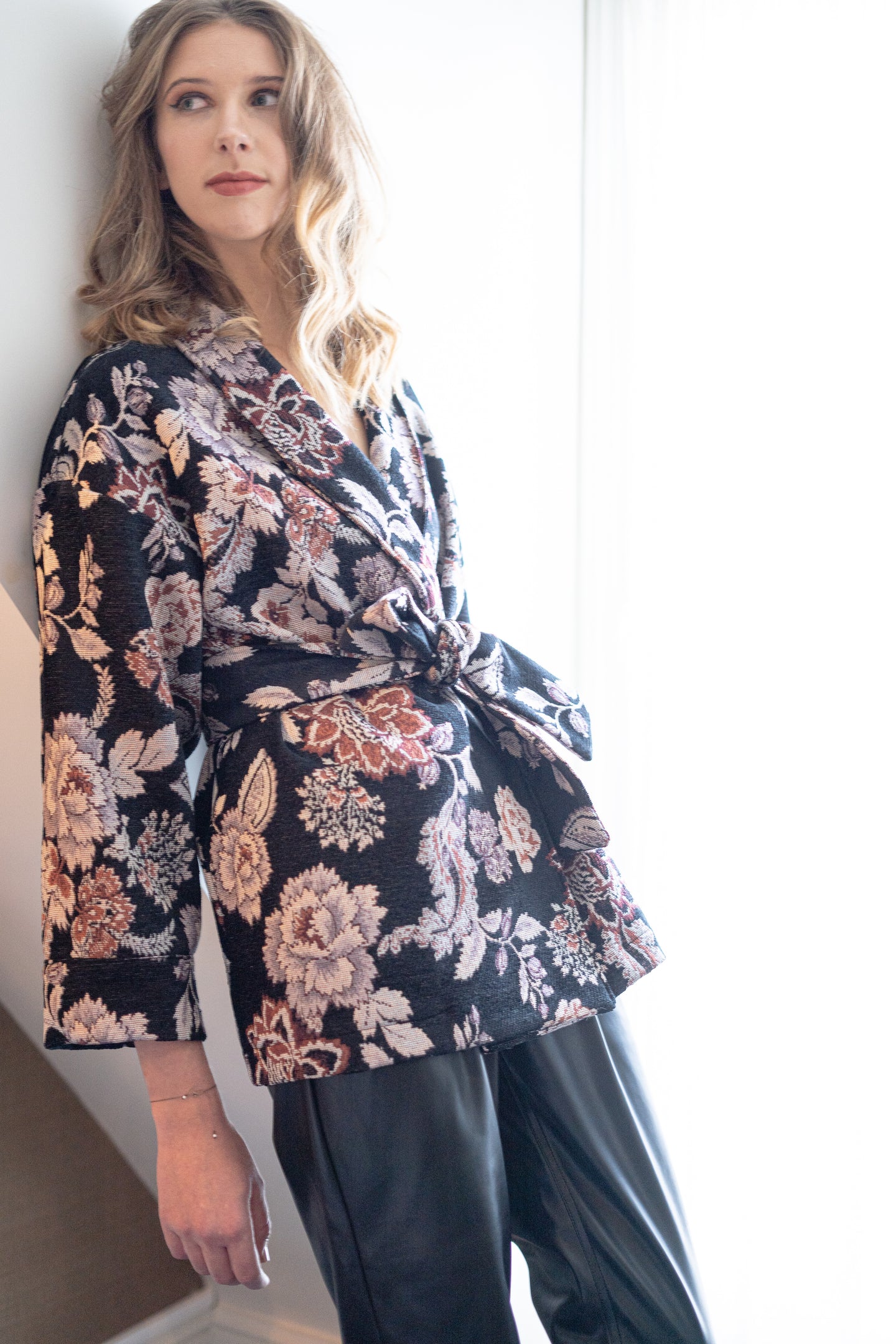 VESTE KIMONO REINE -  FLEURS JACQUARD
